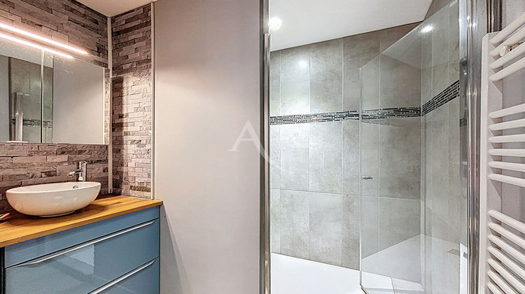 Ma-Cabane - Vente Maison BECON-LES-GRANITS, 87 m²