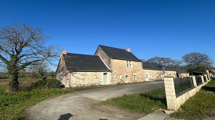 Ma-Cabane - Vente Maison BECON-LES-GRANITS, 260 m²