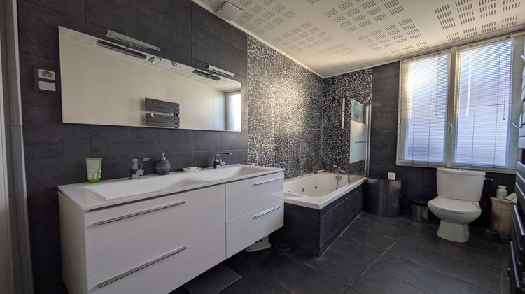 Ma-Cabane - Vente Maison BEGLES, 100 m²