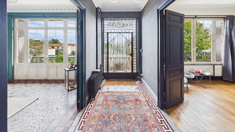 Ma-Cabane - Vente Maison BELLERIVE-SUR-ALLIER, 337 m²