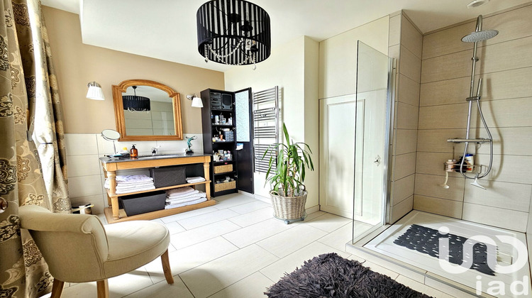 Ma-Cabane - Vente Maison Bellevigny, 251 m²