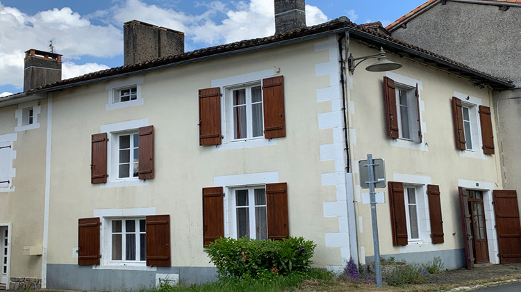 Ma-Cabane - Vente Maison BENEST, 102 m²
