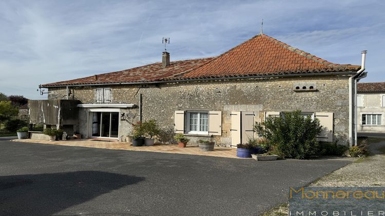 Ma-Cabane - Vente Maison Berneuil, 207 m²