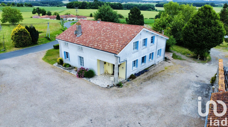 Ma-Cabane - Vente Maison Berneuil, 255 m²