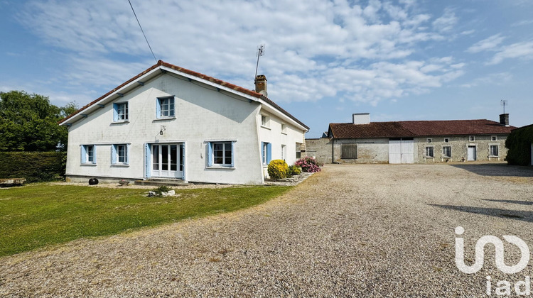 Ma-Cabane - Vente Maison Berneuil, 255 m²