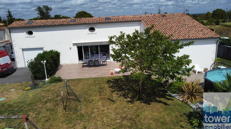 Ma-Cabane - Vente Maison Berneuil, 180 m²