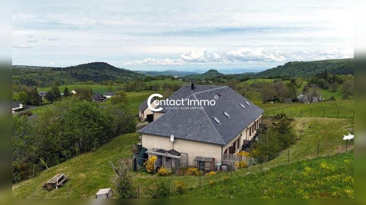 Ma-Cabane - Vente Maison Besse-et-Saint-Anastaise, 435 m²