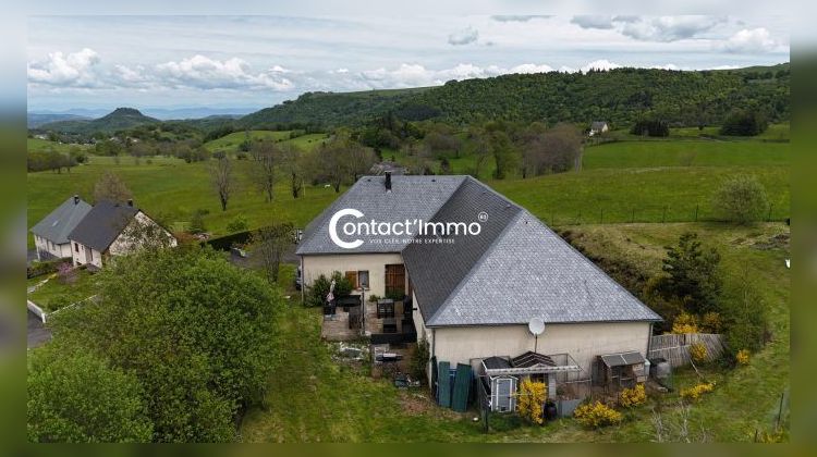 Ma-Cabane - Vente Maison Besse-et-Saint-Anastaise, 435 m²