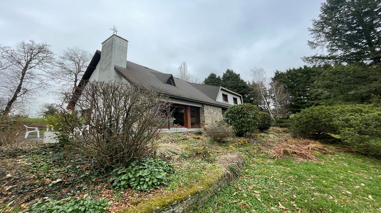 Ma-Cabane - Vente Maison BESSINES-SUR-GARTEMPE, 208 m²