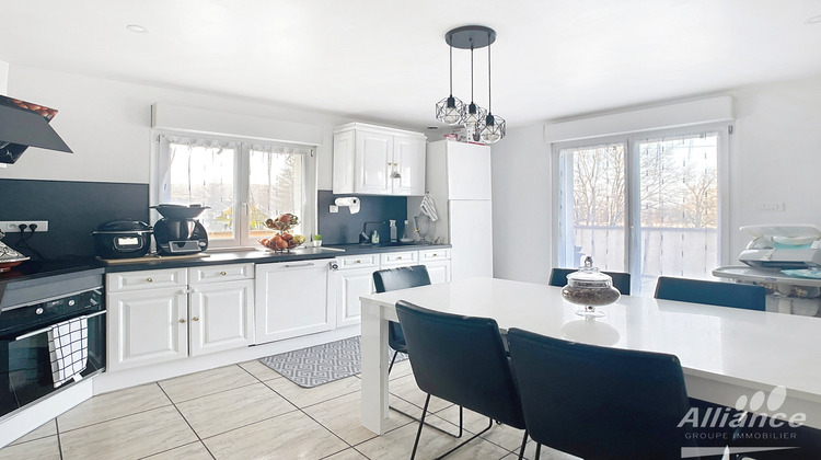 Ma-Cabane - Vente Maison Bethoncourt, 222 m²