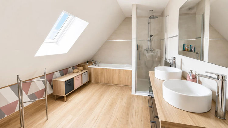 Ma-Cabane - Vente Maison BEUVRY-LA-FORET, 215 m²