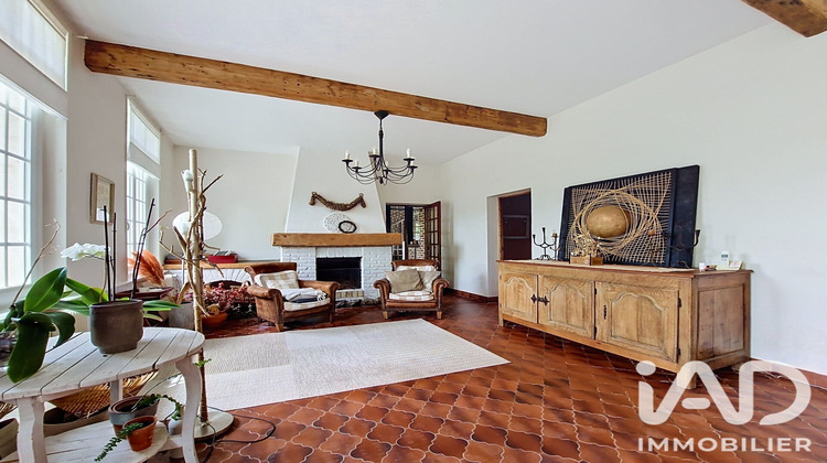 Ma-Cabane - Vente Maison Beuvry-la-Forêt, 220 m²