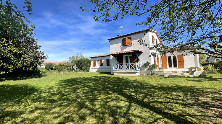 Ma-Cabane - Vente Maison BIAS, 165 m²