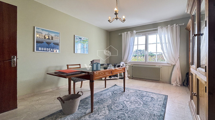 Ma-Cabane - Vente Maison Blanquefort, 200 m²