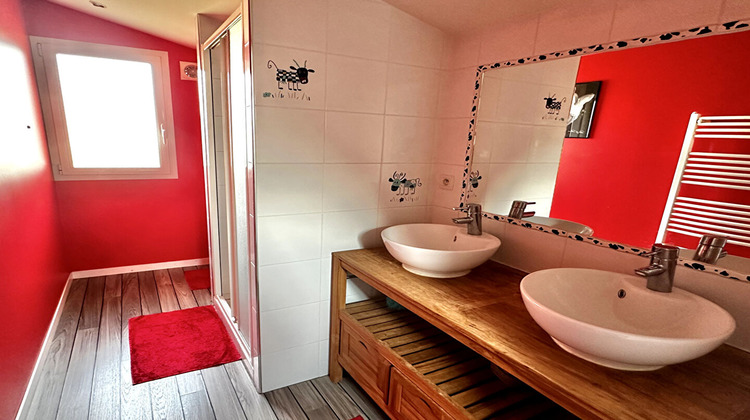 Ma-Cabane - Vente Maison BLANQUEFORT, 193 m²