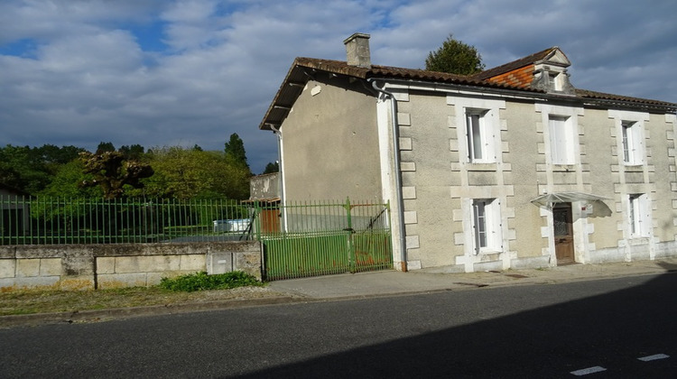 Ma-Cabane - Vente Maison BLANZAC PORCHERESSE, 129 m²