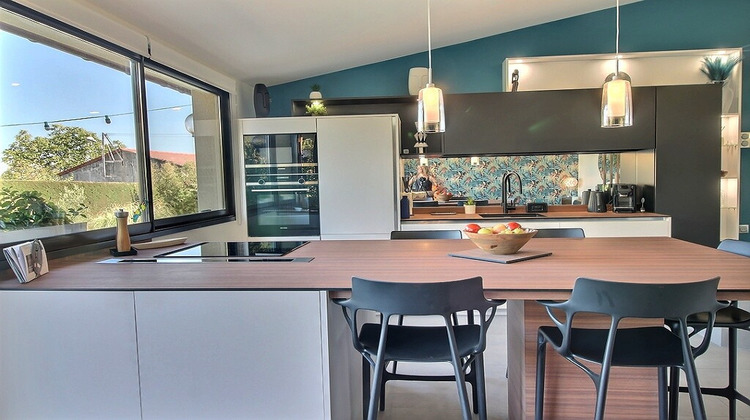 Ma-Cabane - Vente Maison BLANZAT, 217 m²