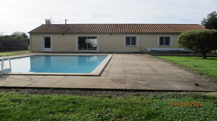 Ma-Cabane - Vente Maison Blanzay, 157 m²