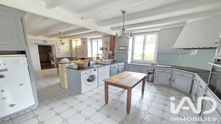 Ma-Cabane - Vente Maison Blanzay, 331 m²
