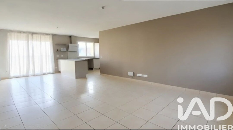 Ma-Cabane - Vente Maison Bleury-Saint-Symphorien, 100 m²