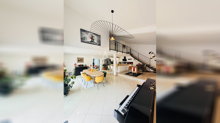 Ma-Cabane - Vente Maison BLOIS, 598 m²