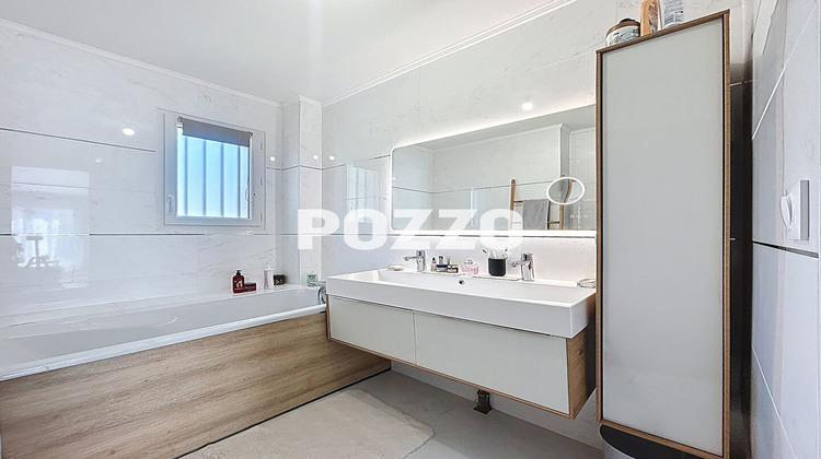 Ma-Cabane - Vente Maison BLONVILLE-SUR-MER, 102 m²