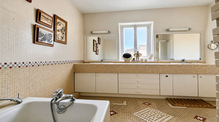 Ma-Cabane - Vente Maison BOIS-COLOMBES, 230 m²