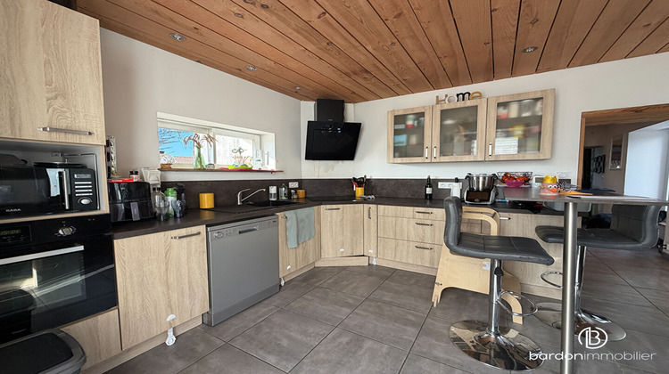 Ma-Cabane - Vente Maison BOIS-DE-CENE, 64 m²