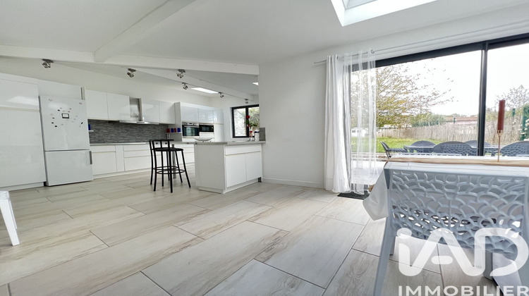 Ma-Cabane - Vente Maison Boissy-sous-Saint-Yon, 230 m²