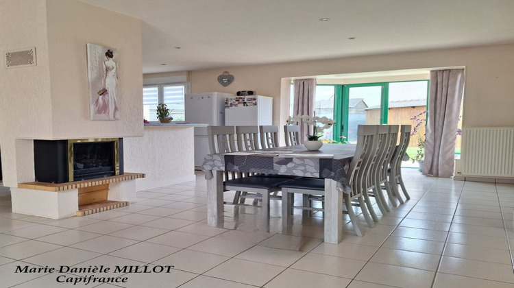 Ma-Cabane - Vente Maison BONCHAMP LES LAVAL, 115 m²