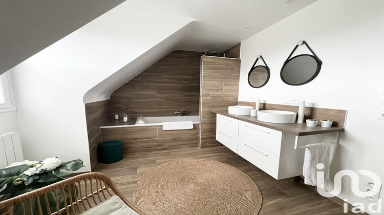 Ma-Cabane - Vente Maison Bonchamp-Lès-Laval, 140 m²