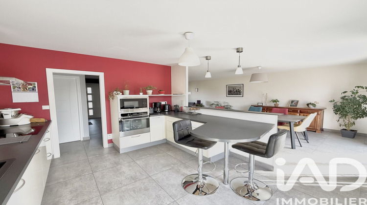 Ma-Cabane - Vente Maison Bonchamp-Lès-Laval, 210 m²