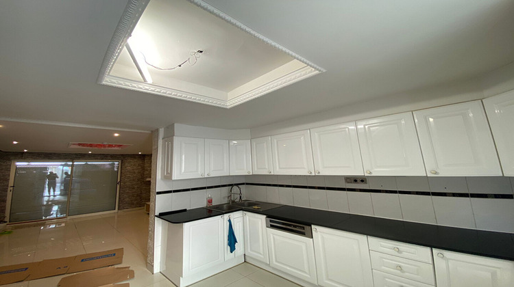 Ma-Cabane - Vente Maison BONDY, 185 m²