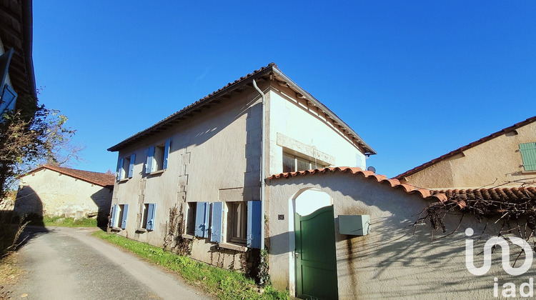 Ma-Cabane - Vente Maison Bonnes, 135 m²