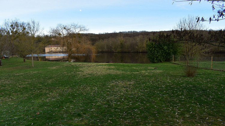 Ma-Cabane - Vente Maison BONNEUIL-MATOURS, 172 m²