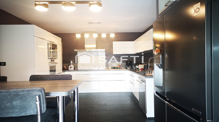 Ma-Cabane - Vente Maison Bonneuil-Matours, 224 m²