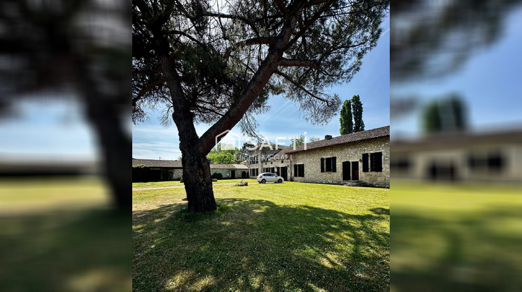 Ma-Cabane - Vente Maison Bonneville-Et-Saint-Avit-de-Fumadieres, 367 m²