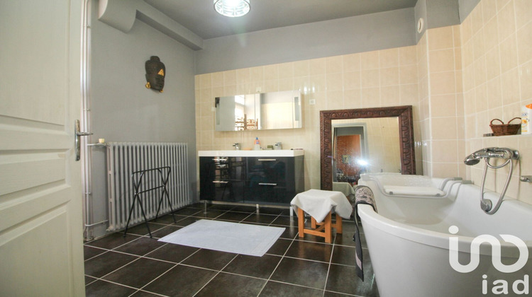 Ma-Cabane - Vente Maison Bonny-sur-Loire, 270 m²