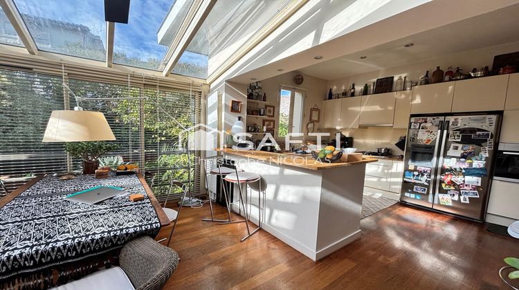 Ma-Cabane - Vente Maison Bordeaux, 223 m²