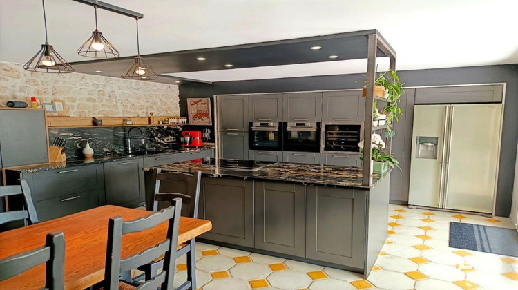 Ma-Cabane - Vente Maison Bords, 260 m²