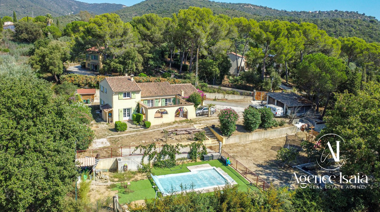 Ma-Cabane - Vente Maison Bormes-les-Mimosas, 141 m²