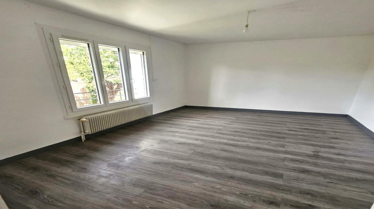 Ma-Cabane - Vente Maison BOSMIE L AIGUILLE, 56 m²