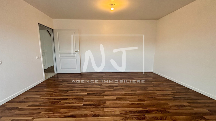 Ma-Cabane - Vente Maison BOUCHEMAINE, 105 m²