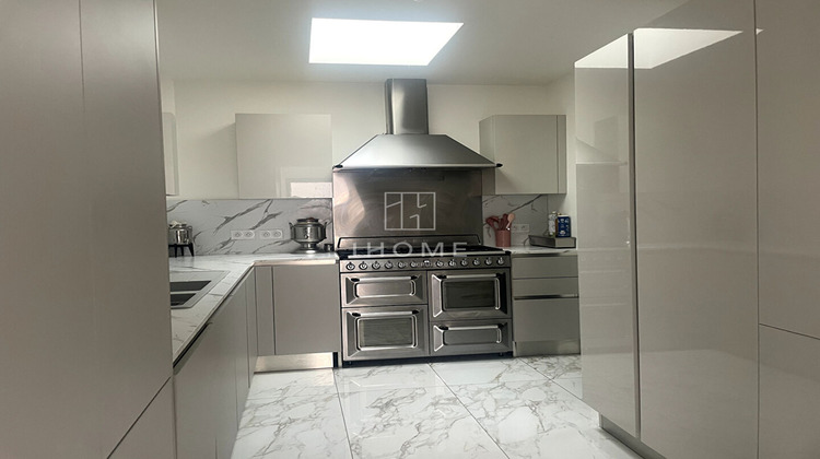 Ma-Cabane - Vente Maison BOUCHEMAINE, 213 m²