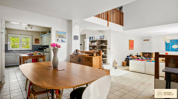 Ma-Cabane - Vente Maison BOUGIVAL, 180 m²