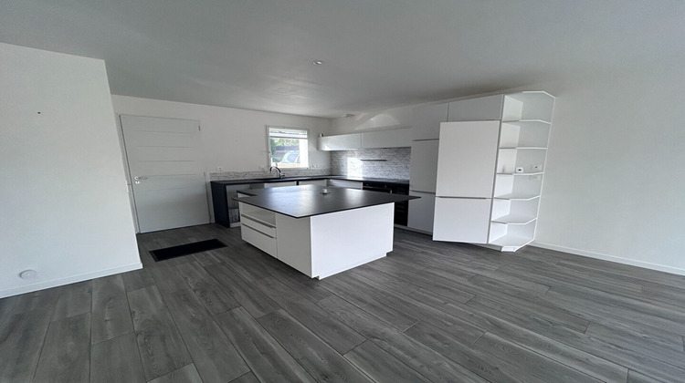 Ma-Cabane - Vente Maison BOUGUENAIS, 61 m²