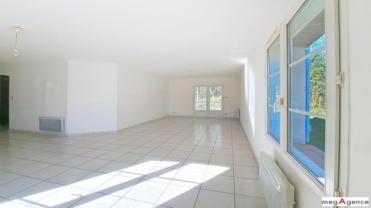 Ma-Cabane - Vente Maison BOUGUENAIS, 92 m²