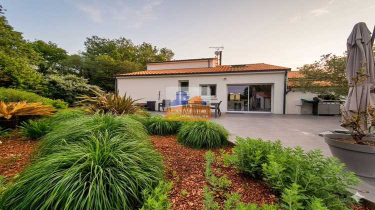 Ma-Cabane - Vente Maison BOUGUENAIS, 193 m²