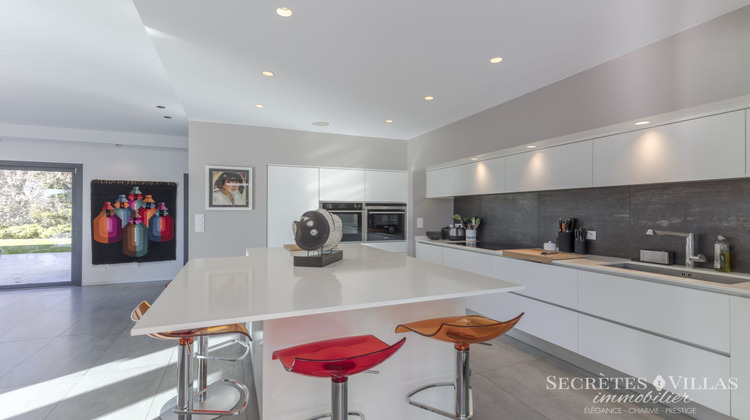 Ma-Cabane - Vente Maison BOULIAC, 257 m²