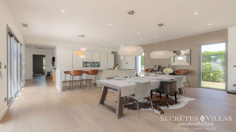 Ma-Cabane - Vente Maison BOULIAC, 350 m²
